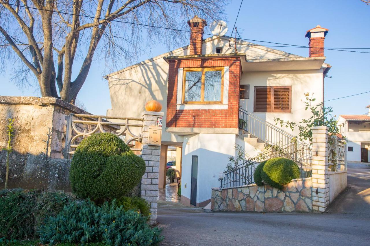 Apartman M&M Žminj Exterior foto